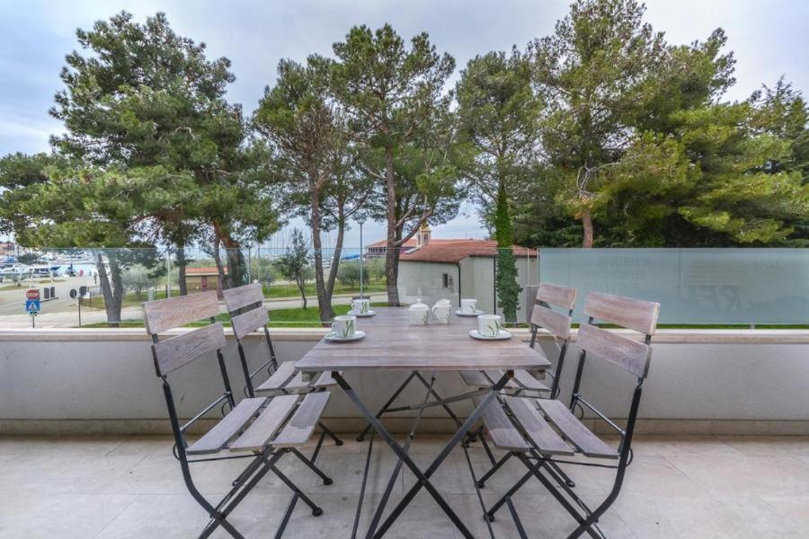 Lux Hotel Novigrad  Ngoại thất bức ảnh