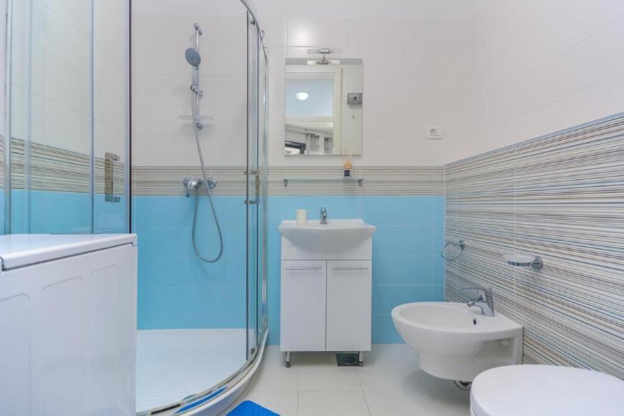 Lux Hotel Novigrad  Ngoại thất bức ảnh